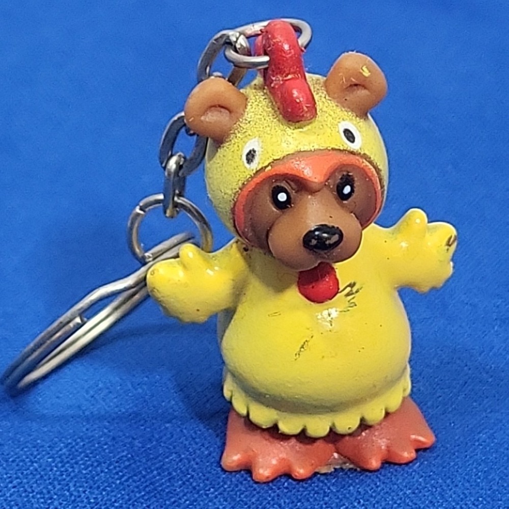 Vintage 80s Keychain‎ Bear In Chicken Costume Rubber Figure Novelty Souvenir